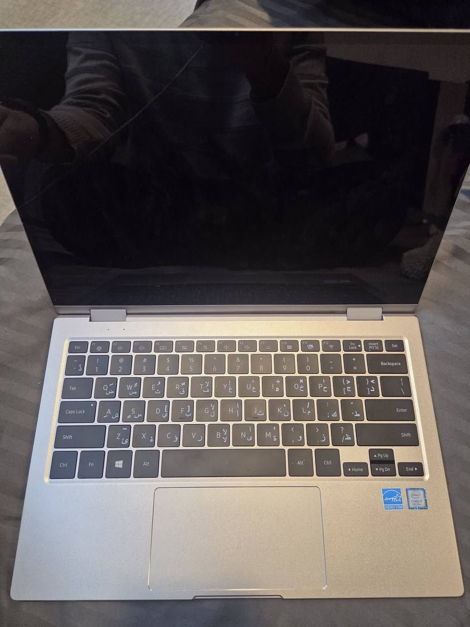 لابتوب سامسونج
Notebook 9 pro 13.3 نوت بوك 
قلاب يصير ايباد وشاشة بدقة جدا عالية 🔺️
يدعم لمس ١٠ اصابع + قلم 

Core i 7 8gen

الوزن 1.29kg

جدا خفيفة 
السمك 13.9 mm 

مستخدم قليل وكلش نظيفة 

السعر ٤٥٠ الف 
بغداد  
للتواصل واتساب ***********
