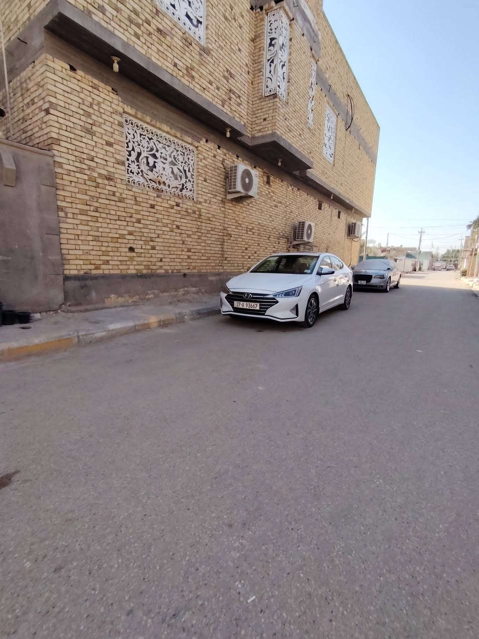 السلام عليكم
للبيع النترا 2019 شكل20 خليجي بيه تبديل جاملغ وبنيد كوري نفس الون بدون اي ضرر داخلي والباقي كفاله عامه من ضربه وصبغ السياره رقم ذي قار دولي بأسمي سنويه 2030 فول مواصفات جاهزه للاخير مكينه 2000
بصمه أبواب وبصمه تشغيل عدد 2
فتحه سقف
ويل حجم 17عدد5
اشاير بالمري
مري شفط
يدات نيكل
تبريد قطعتين
 ثلاث وضعيات قياده
صندق ذكي
السعر 155 وبيه مجال
مكان السياره ناصريه مركز 
***********
***********
