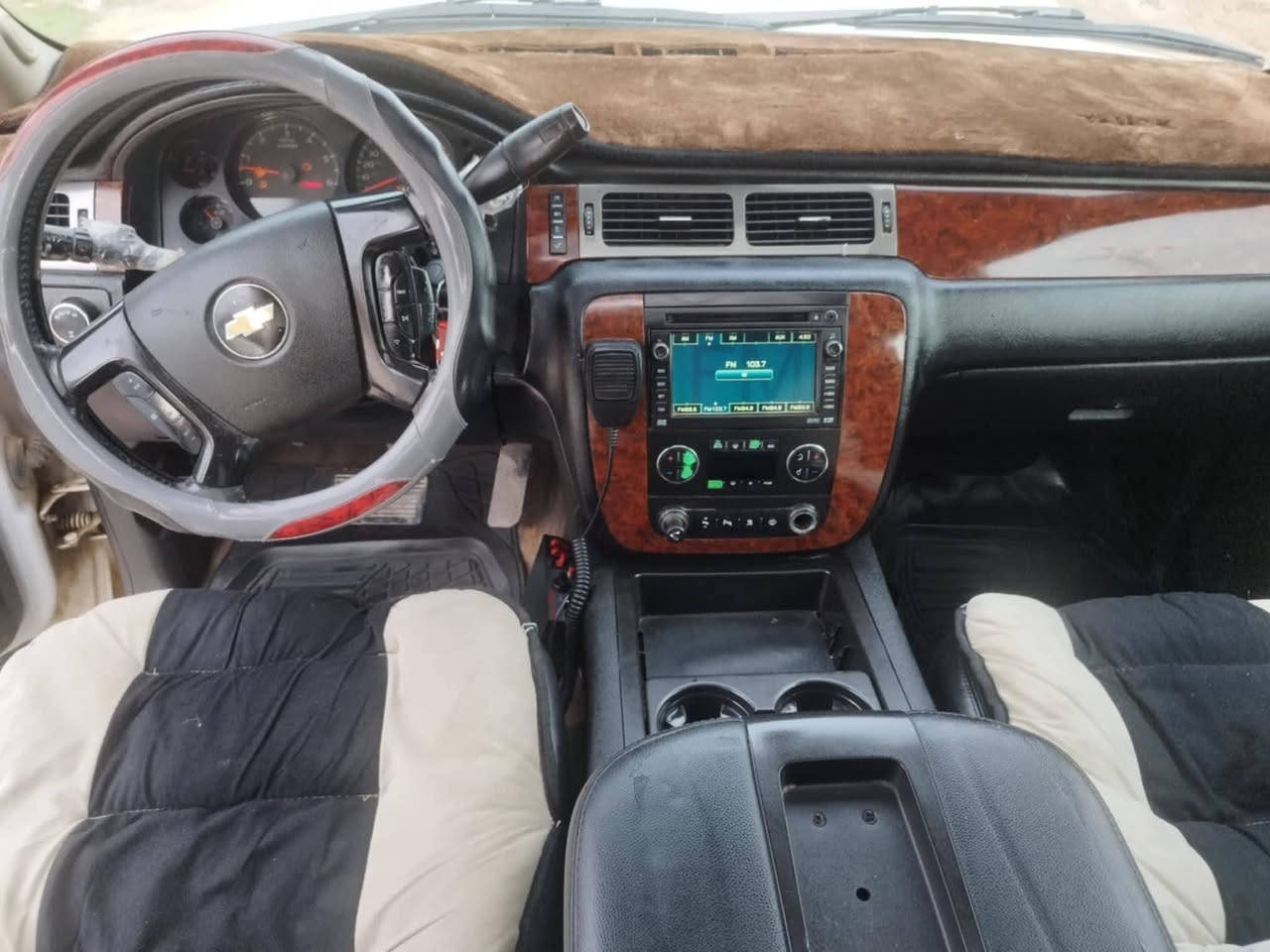 السلام عليكم تاهو فول مواصفات LTZ موديل 2009 متومه شمالي كصه جنطه مكينه وكير واكسل وحداديه كفاله كشنات جلد شاشه بلاد كامره خلفيه حساسات فتح سلايت شاشه بل تنته كشنات كهرباية وبعد بيه مواصفات السعر 58 وبيه مجال حك جيه مكان الناصريه
*********** واتساب
