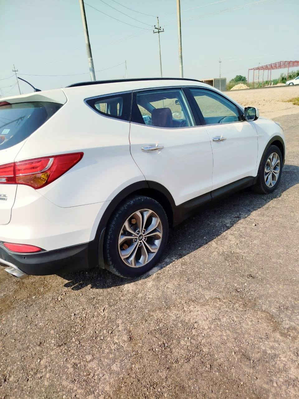 سنتافيا 2014 / 6 سلندر فول مواصفات رقم مميز القادسية/ مكفولة ماعدا تبديل باب العبري بسبب ضربة بسيطه ( مع وجود الباب الأصلي عندي ويمكن تصليحه ) جاهزة من مكينه وكير 

السعر 168 
للإستفسار  / ***********/ ***********
