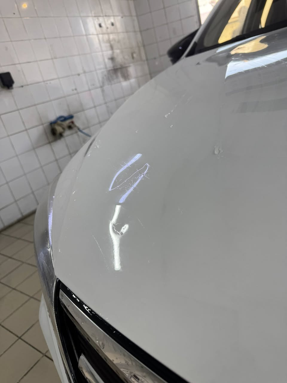 بسم الله الرحمان الرحيم
***********
MG5 2024 ليكجوري فول 
بصمه
سلايد
حساس
٥ كاميرات
كوشنات جلد
كوشنات كهربايي
لايد زينون
ويل كروم
مكان سياره دهوك
سعر ١٠٧ مجال
