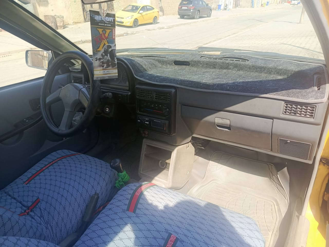 سلام عليكم
سياره سايبه البيع موديل 11 جديده وجاهزة مكفولة من ضربه حداده وتخم تأثير وكهربائيات دواخل جديده مكينه وكير جددد جاهزه من طول الطول رقم ميسان انكليزي بسمي هزه جديده وسنويه جديده الشراي يتصل السعر (30 )العنوان ميسان العماره 
(***********)
