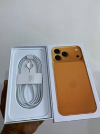 ايفون ١٧ • كيبل • اصلي