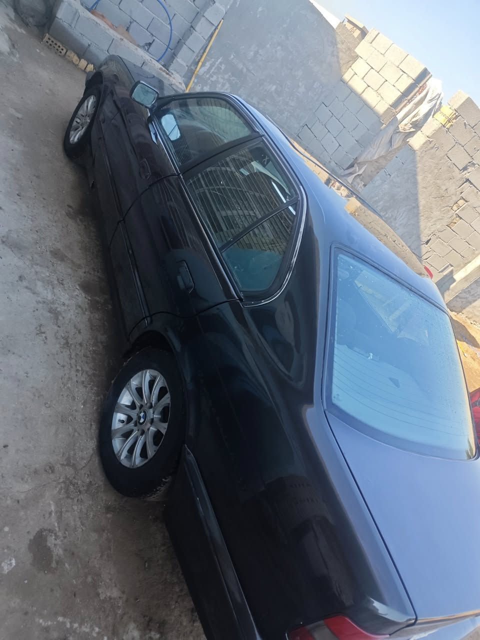 السلام عليكم BMW 353
السيارة تعمير جديد 
سعرها 50 وبيها مجال 
السيارة خير من الله 
محرك وكير كلش نضيفات 
ما بيهة نقص بس بعض الملاحضات السهلة 
‏‪***********‬‏ للتواصل
