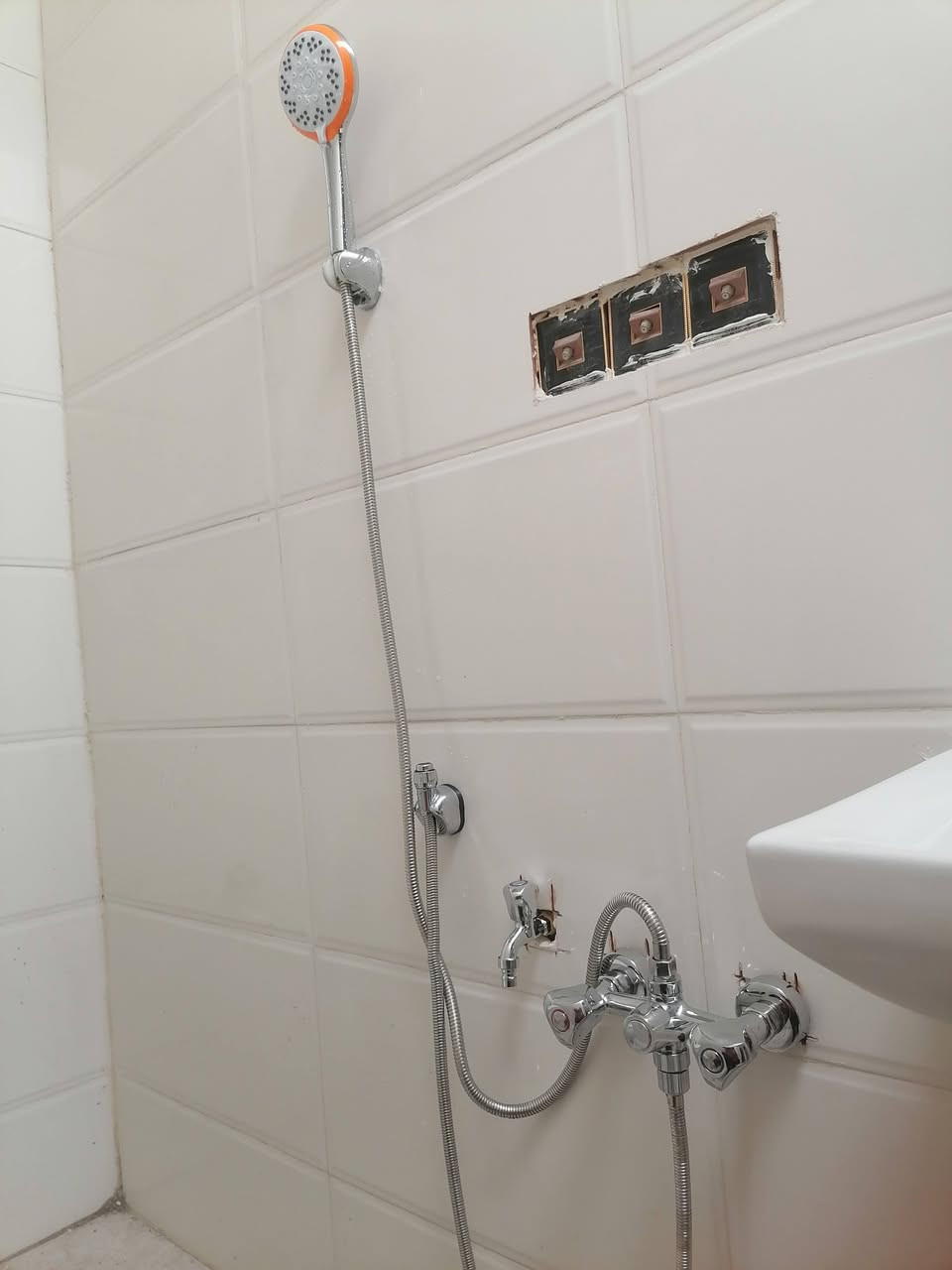 تأسيس ماء مجاري حفر ابي ربط مجاري رايسي تشطيب عام تصليح كافه البوري والاستبدال كربلاء المقدسه فقط *********** متوفر واتساب
