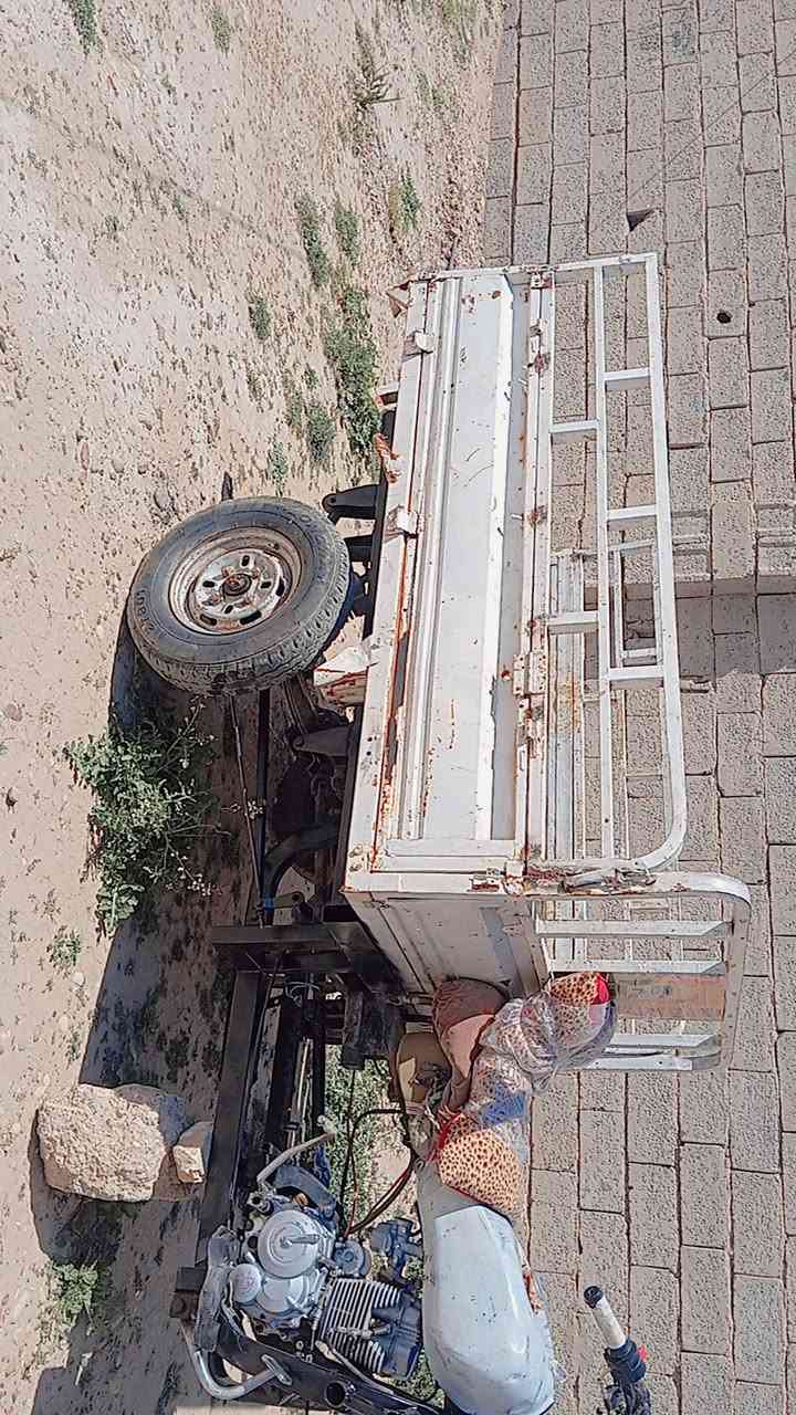 سلام عليكم ستوتة لبيع شقاله كلشي ما بيهه سلف شقال تايرات جديد ؤره ؤكدام مكان ديالى  رقم صاحبهه***********
