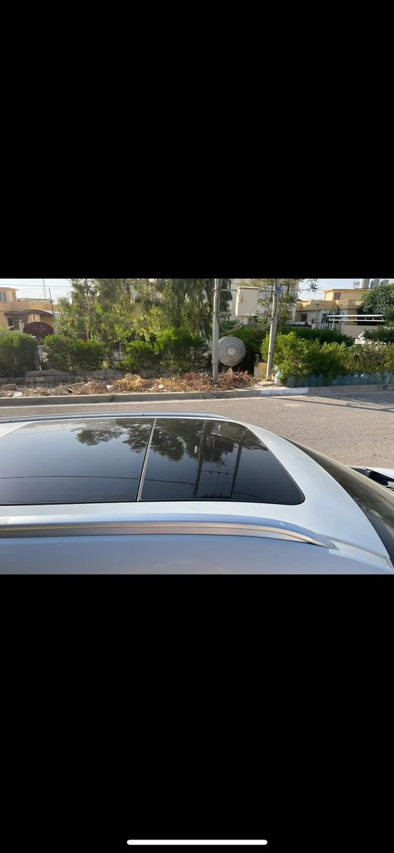 رينو كوليوس. 2018 فول موصفات 1/1   ماشيه ١٠٠   رقم بغداد السياره  تخم تاير جديد صدر جديد وكير محرك كفاله    
 السعر 155 وبيها مجال  

***********
