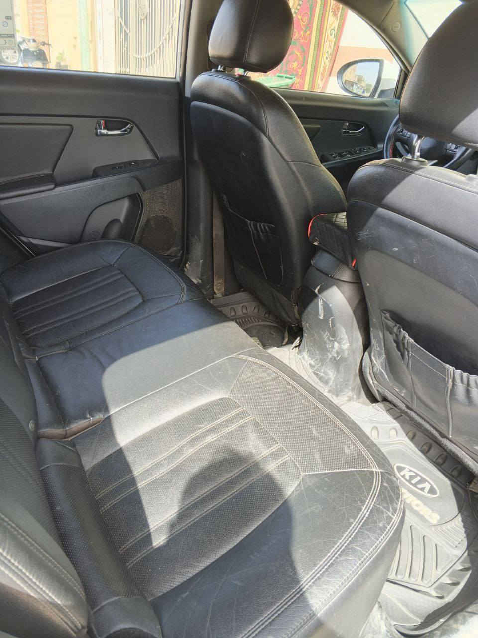 سبورتج للبيع فول مواصفات موديل 2012 بيه خمس قطع صبغ والمكينه مفتوحة سونار موجود  ***********
