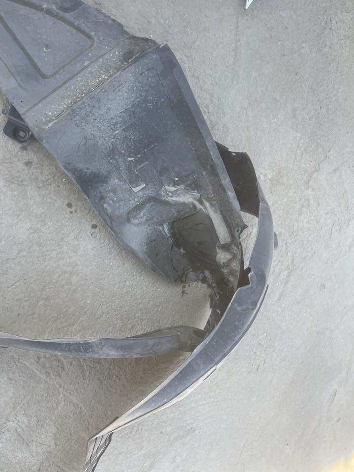 ترايش قماره  سوناتا موديل 10 سعر زوج 50 الف 
بطاين تاير سوناتا مضلع سعر زوج 25
مثلثات خلفيه سعر زواج 60 الف 
شمسيه سوناتا مضلع سعر زوج 50 الف 
بكلايت  أوبتما موديل 14 سعر زوج 60 الف 
مع ذالك يوجد داخل كامل سوناتا مضلع مع فرس وكشنات جلد من موديل 11 إلى 15 كله مال حاويه غراض جدد 
مكان بغداد 
***********
