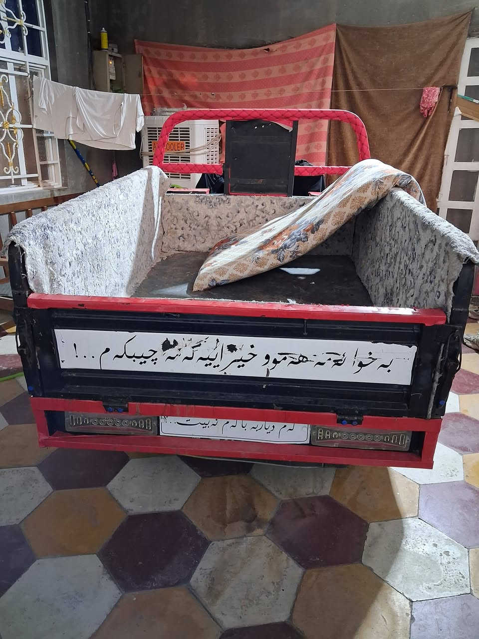 ستوته مديل22اوراق اصوالي مكاني كربلاء حي عسكري سعر 1800 🤍ما يعجبه سعر لا يعلق الين شوفه رد مو حلو ما يعجبه ***********
