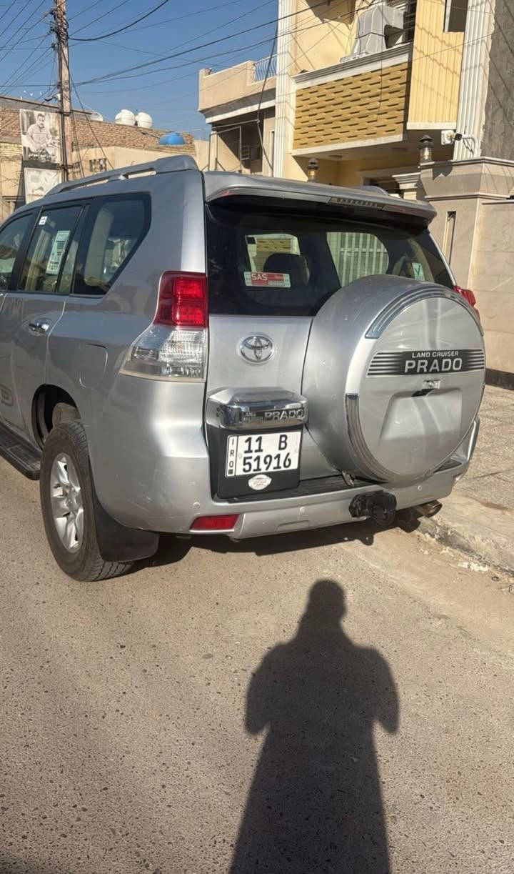 سلام عليكم وين الي يدور نضيف مال جناي بيع فقط بدون مراوس وبدون قسط اقره المنشور زين قبل لتتصل تويوتا برادو كويتيه فول مواصفات كشنا جلد مري شفط تحكمات بالمري بصمه فتحه فور ويل 7 راكب 6 سلندر تبريد صدر امامي خلفي مكينه كير كهربائيات كلهن جدد ومابيهن شي مكينه كير كفاله عامه والسياره كفاله عامه بدون صبغ بدون فتح فقط بارد بين الجاملغ والباب الخلفي من جهه السايق سونار موجود زنون عالي كامره حساس مسجلها البلادي موديل 2012 كفاله تخم تاير جديد معتني بيها جدا ماشيه 147 وماعتقد تلكه هيج موديل ماشيه هلكد نصهن راكضات سبير بلادي مانازل معروفه مواصفات البرادو الكويتيه سعر 255 وبيها مجال للشراي رقم بغداد وباسمي شخصيا تريد تحويل تريد وكاله عامه بكيفك مكاني بغداد حي الجهاد رقمي ***********
