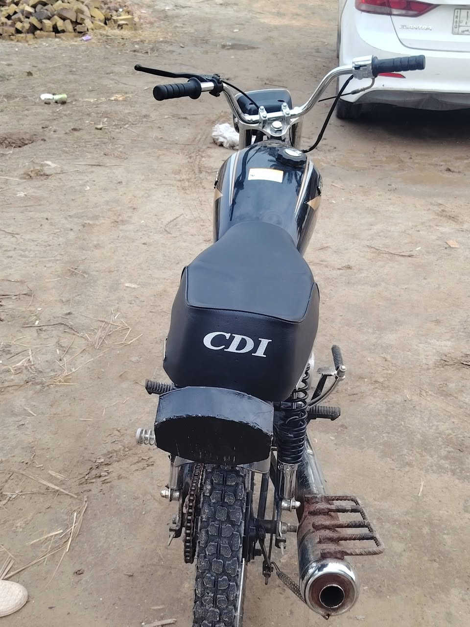 السلام عليكم دراجة كلك موديل ٢٠٢٢ ما معوزه برغي مكان عباسيه مكلف بلنشر الشراي يتصل *********** السعر 300وبيه مجال
