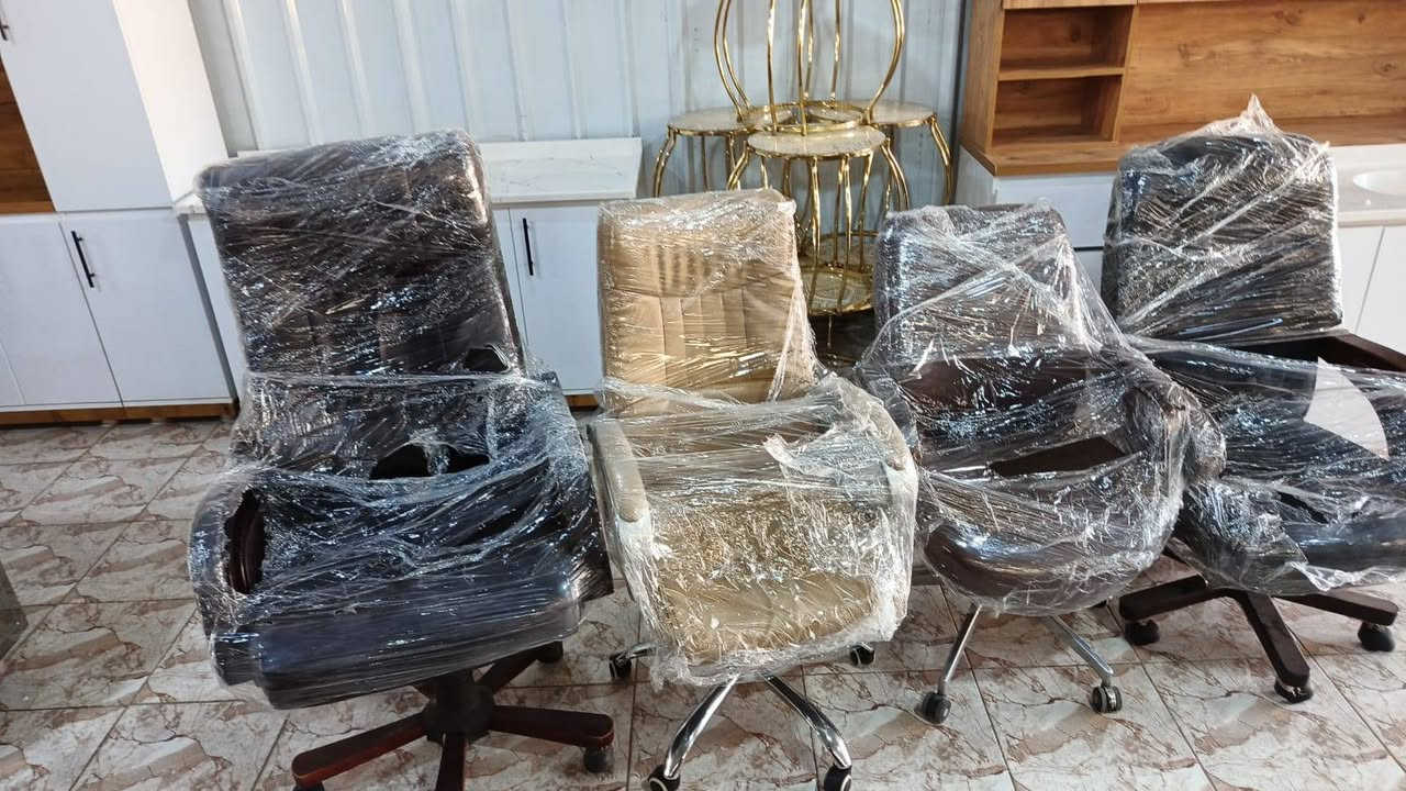 السلام عليكم ورحمة الله
للبيع أثاث مكتبي مستعمل باله تركي نظيف جدا
العنوان
ألفلوجة حي الجغيفي الثانيه
للاستفسار
***********
***********
***********
