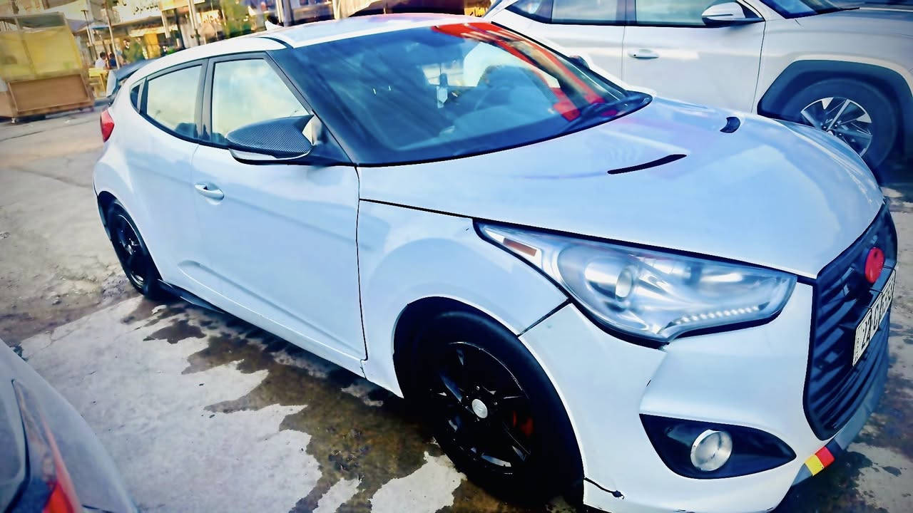 لسلام عليكم حبايب
فولستر 2017
وارد امريكي 
السياره مثل ما موضح بالصور 
ماشيه 81 الف رقمها اربيل تريد تحويل تريد وكاله تدلل السياره سعرها 89$ورقه وبيها مجال حك الجيه مكاني البلديات ***********
