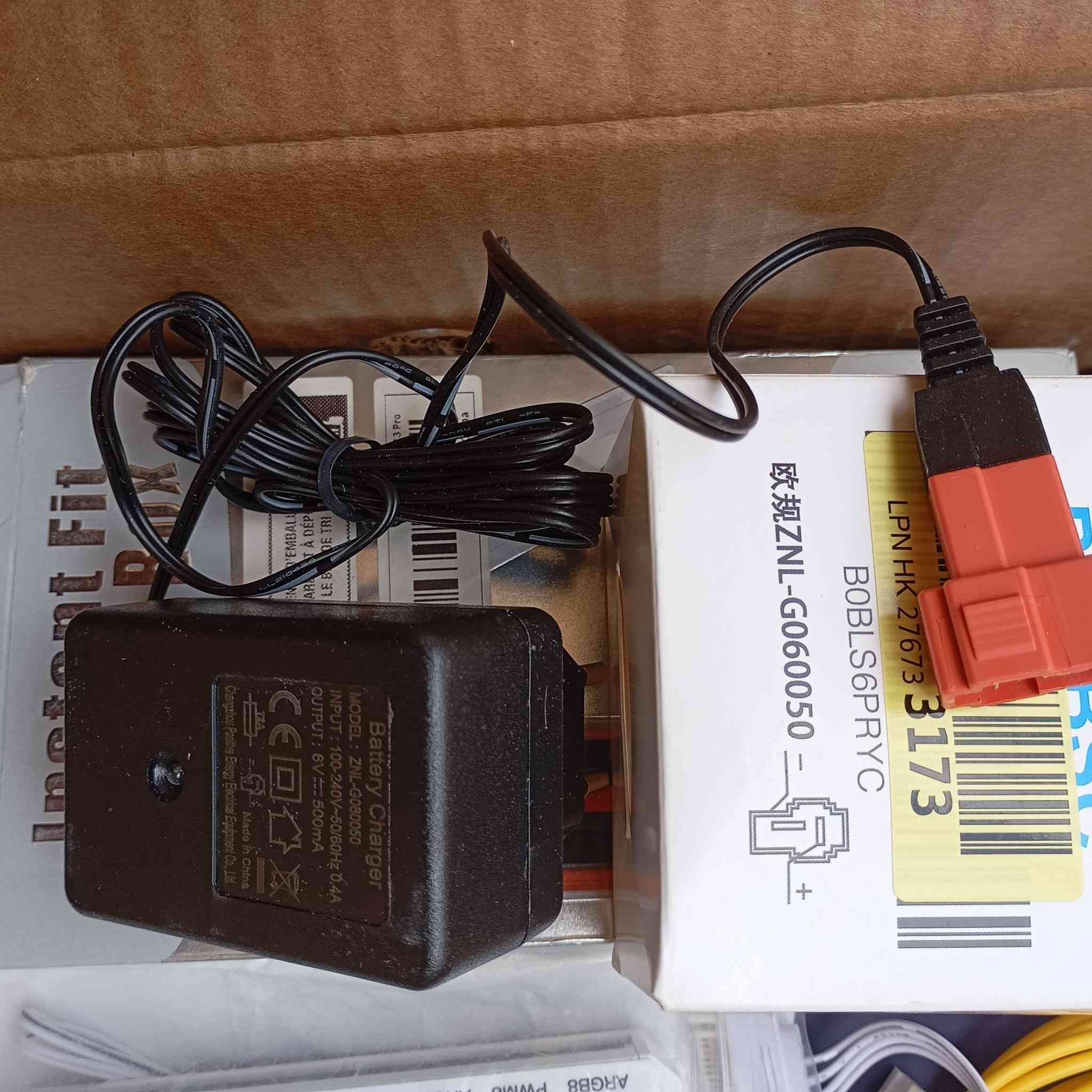 محولات نوعيتين وحده 12 فولت والثانية 6 فولت متوفر 12 سعر القطعة ب 3 وبالعافية


**إذا كنت صاحب هذا الإعلان وتريد حذفه لأي سبب، رجاءا أرسل رسالة إلى الدعم الفني**