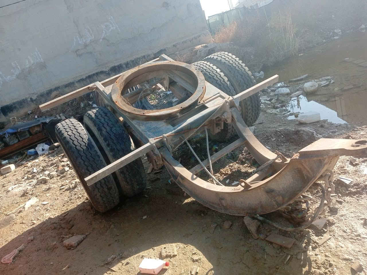 كرسي ألماني تايرات 24 تخم جديد دنكير 16.   ***********@***********
