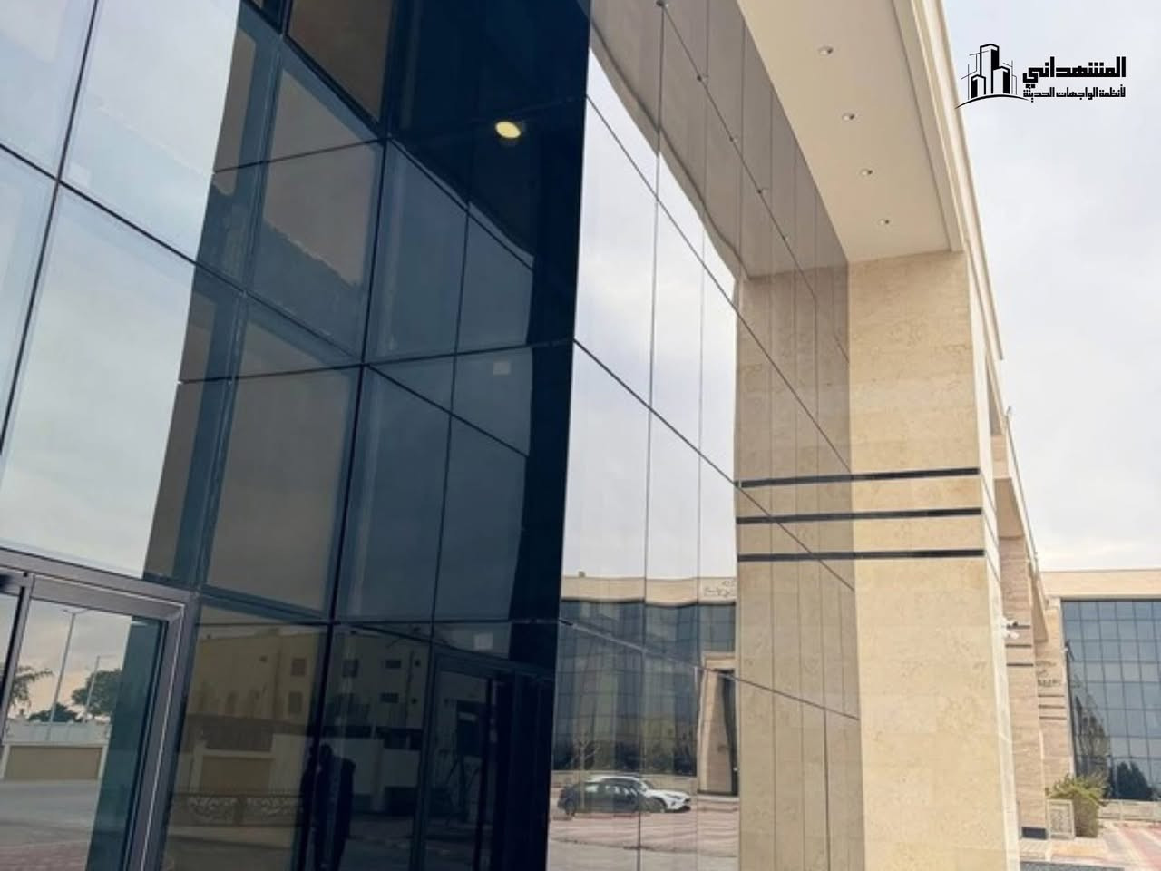 تنفيذ اعمال واجهات بورسلين افرونتك كوته زجاج دبل زجاج كاسيت كيرتن ول  المنيوم العازل ولزجاج المقسى 10ملم الواجهات ولمحلات عمل قواطع ألمنيوم g60
 (ابواب شبابيك واجهات زجاجيه قواطع زجاجيه وشاورات)✅عمل بدقه عاليه وأداء راقي ..👌🏻
محجر زجاجي 🪜بنظام زجاج جانبي 10ملم مقسى مع ضمان لمده عشر سنوات 💯
عملنا يشمل كافة محافظات العراق وبدقه عاليه ومهاره ذات جوده راقيه💬
وبسعار مناسبه جداً 
ويكون تسليم العمل باسرع وقت 🕰
للاتصال والتواصل على الارقام  راسل الصفحه او اتصل 
على الارقام ☎️***********
