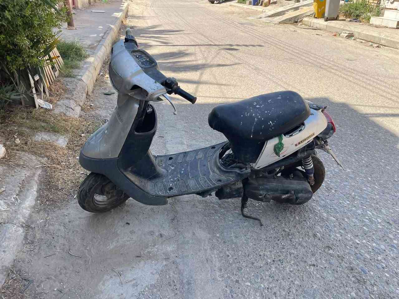 السلام عليكم
 دراجه باتره لبيع كلشي مابيه شغاله مكينه ناعمه كير خير من الله بس عقل مابيه تجي تفحص وتعجبك حياك الله ما تعجبك هم حياك الله السعر 150وبيه مجال لطيبين


**إذا كنت صاحب هذا الإعلان وتريد حذفه لأي سبب، رجاءا أرسل رسالة إلى الدعم الفني**