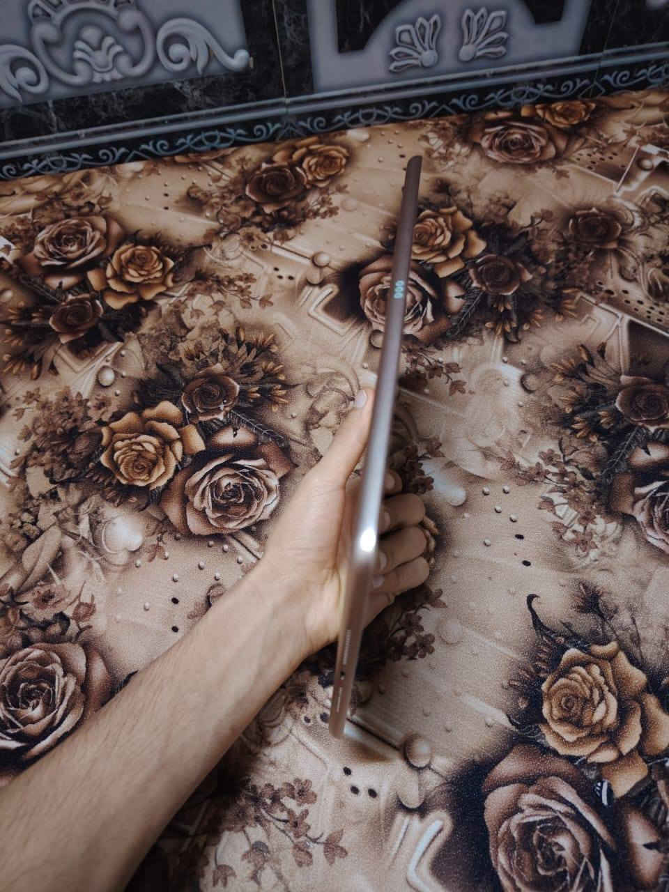 السلام وعليكم اخوان ايباد 8 ذاكره 128 بطاريه 82 نموذج M ماواصل مصلح ويا شاحنه اصليه بي فقط عواج بل شاصي قلييل مبين بل صوره للبيع فقط السعر 165 مكاني موصل ايسر حي الانتصار الاتصال ***********
