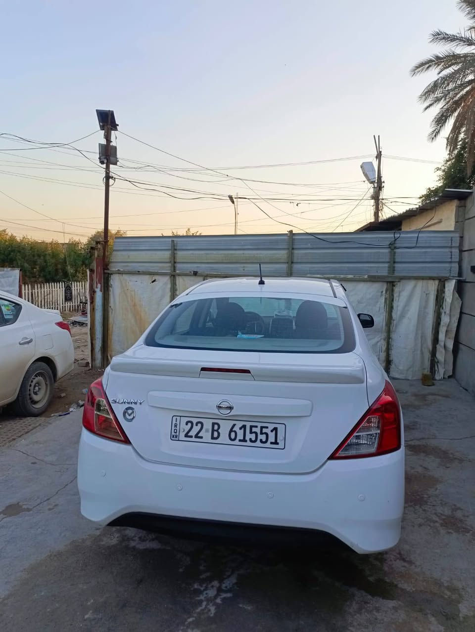 نسيان سني هندي ٢٠٢٠ بيضاء
سنويه بأسمي 
ماشيه السياره ٥٦ الف 
سياره نضيفه 
بيها جاملغين خليفيات بيهن صبغ 
السعر ١١ الف وييها مجال بغداد الزعفرانية ***********
