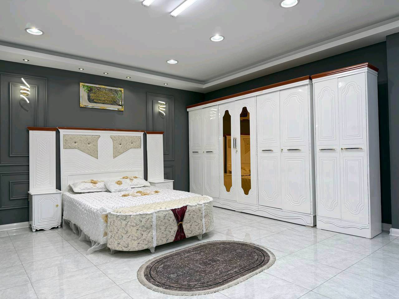 السعر // مليون فقط 😍

🔅تفاصيل الغرفة المرمري  ....

 خارج ٤ملم ام دي اف 🔺
وداخل معاكس  ٣ملم 
صبغ حراري  درجة اولى 


عدد القطع  ٧ قطع 😍
🔺1 //جرباية  قياس  ١٦٠ × ٢٠٠ 
🔺//ميز جانبي ايسر قياس ٥٠
🔺2// وميز  جانبي  قياس ٥٠
🔺3// زاوية ارتفاع مترين عرض ٨٠
🔺4// وميز بلازمه  
🔺5//وميز مراية ارتفاع مترين عرض ١٢٠
🔺6// وكنتور ٦ باب  ارتفاع مترين و١٥ طول ٣ متر و١٥

القطعه الثامنة حسب الطلب شازلون
سعرها ٥٠ الف ❤️

(توصيل مجاني مركز بغداد )
التوصيل يشمل الشد مجاني 🔥
(اطراف ٥٠)
باقي المحافضات حسب البعد
شازلون سعرها ٥٠ الف
شازلون مخزن ٧٥ الف