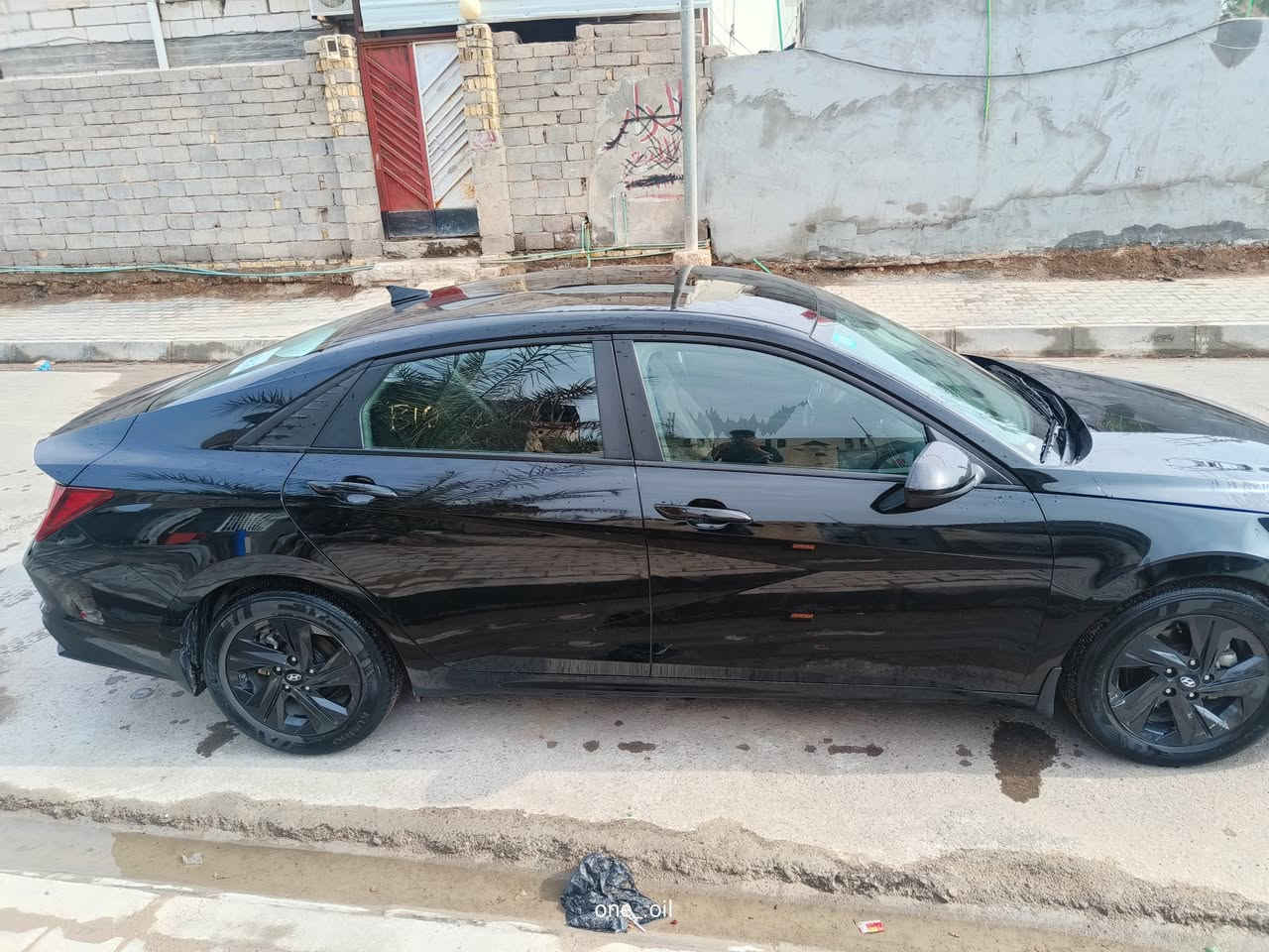 النترا ٢٣
النترا ٢٣ 
وارد امريكي حره رقم بصره ب اسمي 
قطعتين صبغ مع بارد 
ماشيه ١٠٠كم
سياره نضيفه وحلوه كفاله كير محرك 
***********
