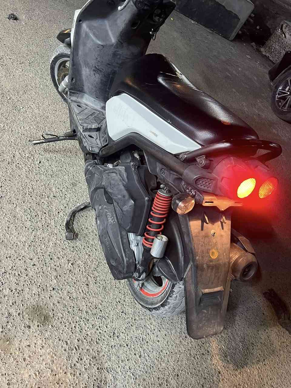 سلام عليكم للبيع دراجه سكنس جبلي صار سبوعين من نزله رمبه دراجه بعدها حالت الوكاله تجي تفحص بلاديه دراجه سعر مليون و 100 وبيه مجال مكان البلديات تقاطع المرور ***********
