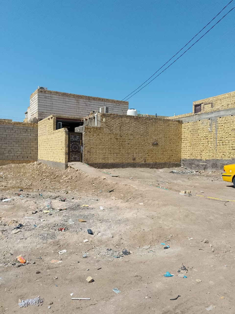 بيت خلفي للبيع بحي الفداء 
مقاطعه 24

بيت كامل 
ديوانيه +طارمه+غرفه+صاله +ديوانيه+منور+صجيات خارجيه+حمام داخلي

رقم عقار 24529


**إذا كنت صاحب هذا الإعلان وتريد حذفه لأي سبب، رجاءا أرسل رسالة إلى الدعم الفني**