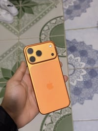 آيفون ١٧ برو ماكس • ٢٥٦ • بطارية ٩٩٪