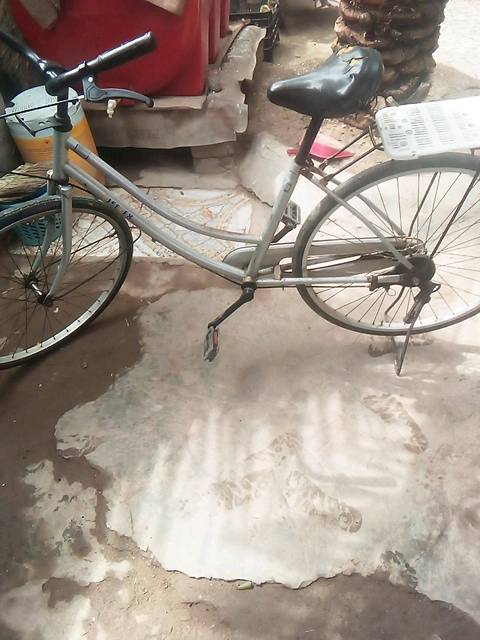 السلام عليكم بايسكل للبيع سعر 60 وبي مجال مكان بصره قضاء الهوير الرقم بي واتساب