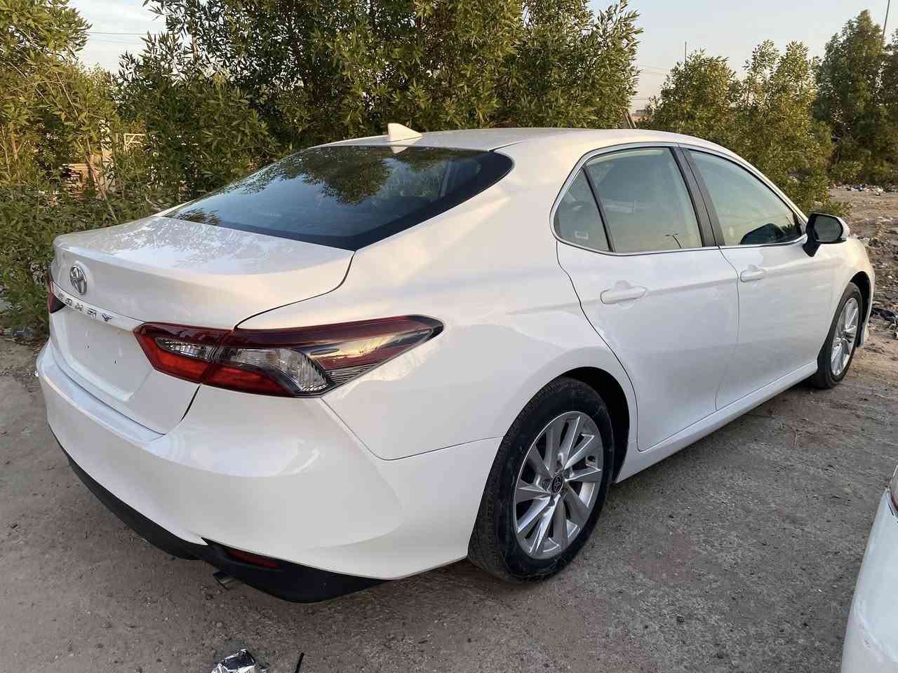 للبيع كامري موديل ٢٠٢٤ امريكي حادثها جملغات خلفيه وقبق جنطه بدوان دواخل بدون ايرباك شوصي مكفوله السع  ٢١٠ مكاني بغداد‭٠٧٨٣ ٨٢٥ ١٧١٩‬
