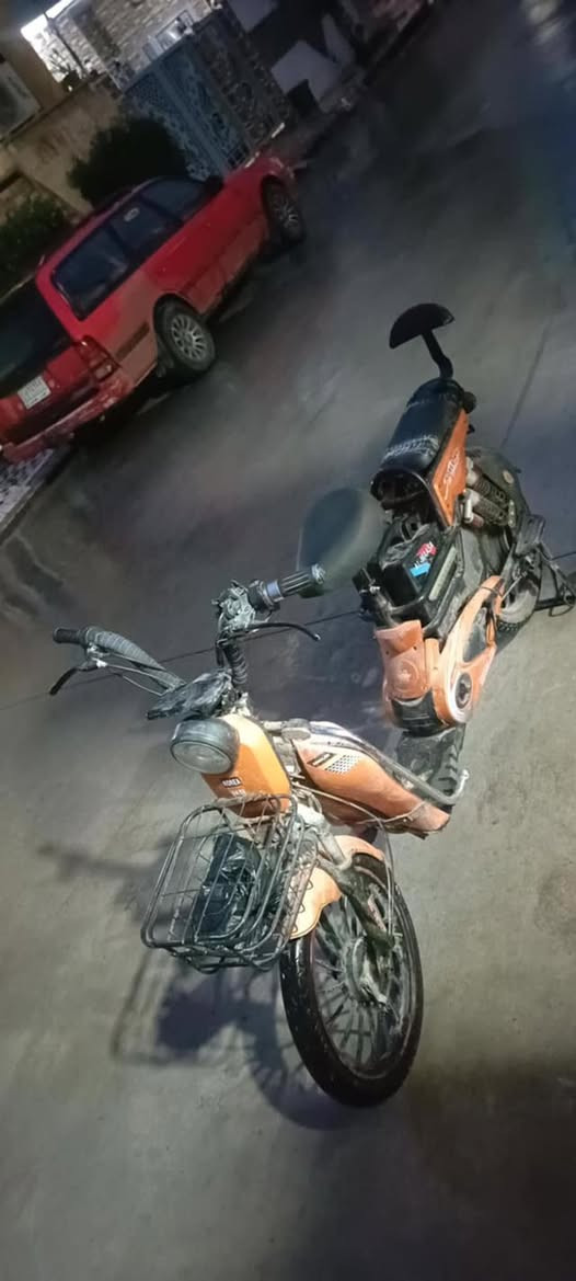 سلام عليكم مطور شحن للبيع بطاريات 5 حيل نضيف بطاريات شرط الفحص كلو شغال بس عداد مال مشي مايشتغل  سعرو ٣٠٠ وبي مجال حك جيتك توصل رسلني خاص او نتصال عل رقم 
***********
