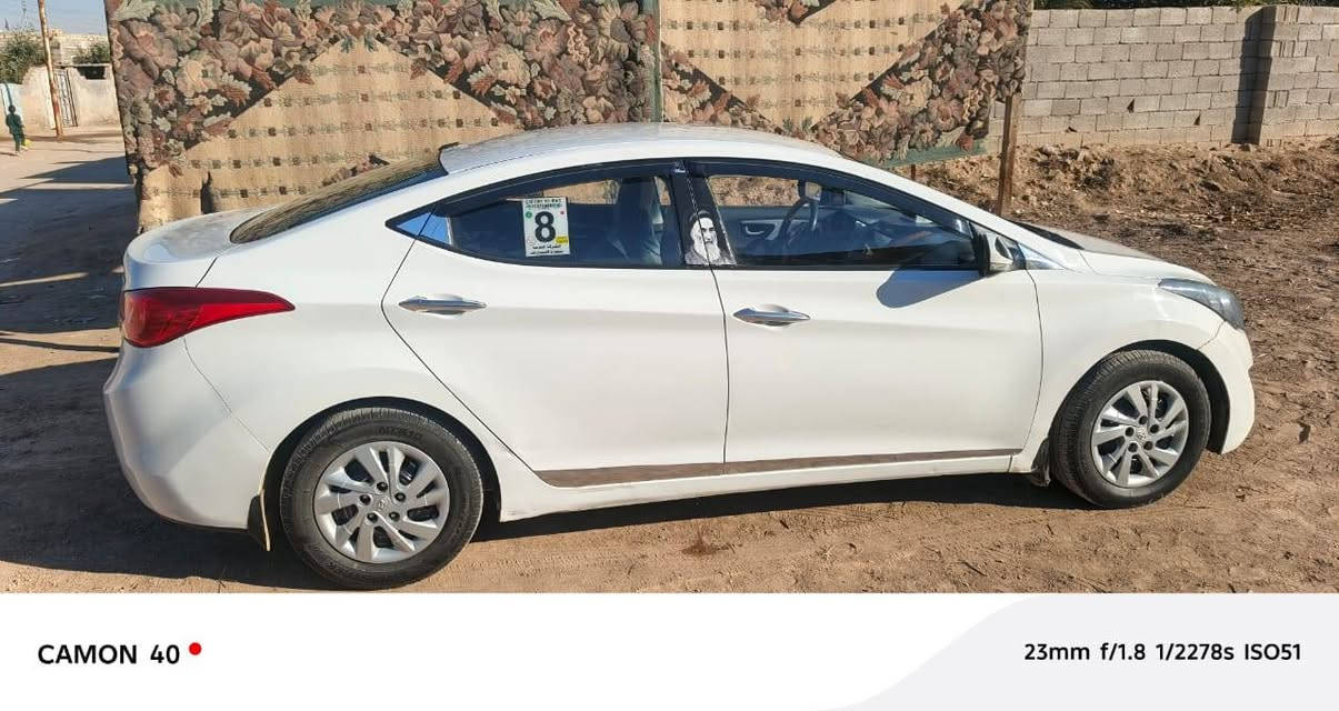 السلام عليكم النترا موديل ١٢. وارد كوري رقم ألماني سياره جاهزه ونضيفه المحرك ١٦٠٠ السعر ٩٠ وبيها مجال قليل العنوان البصرة القرنه  ***********
