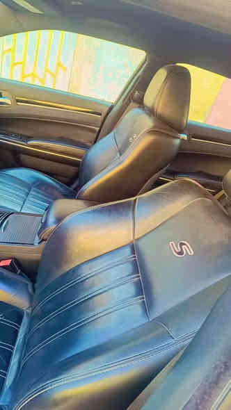 اوباما S ماشيه ، 69 منضومه غاز جديده صبغه جديده 
ما مشتغله على خط 
بسمي سنويه 30
لايت زنون تخم تاير جديد 
22/17معلايه/سعر 205/ما متواجد عل فيس ***********
