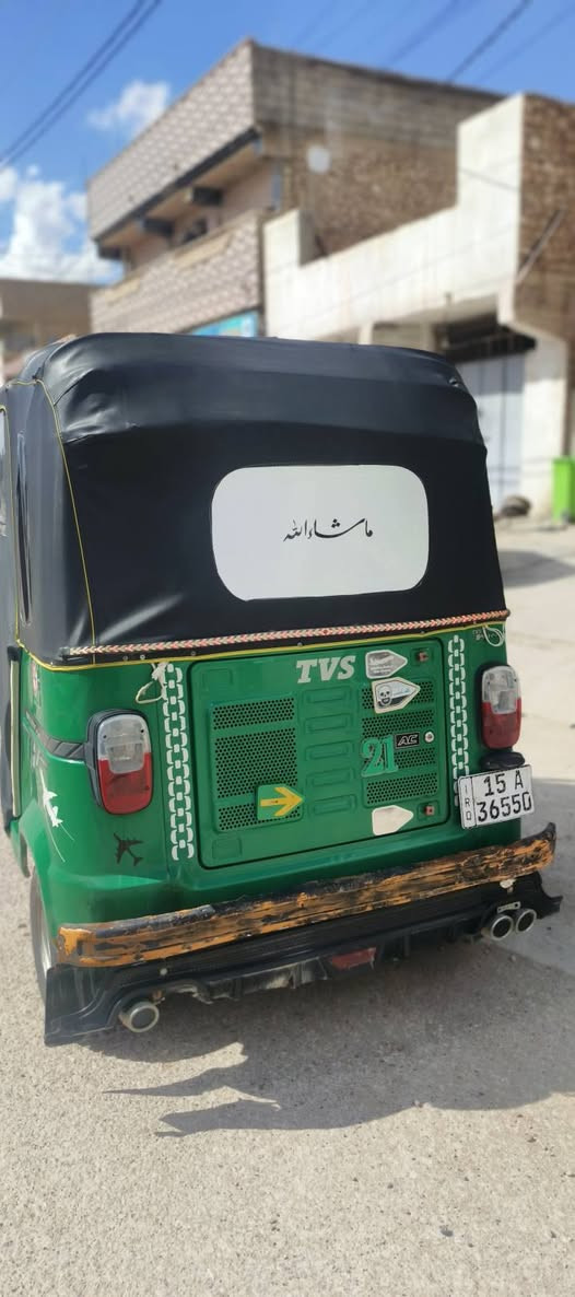 للبيع تكتك موديل 21 السعر 7 ونص وبيه مجال تحويل مباشر تجي وتشوف بعينك الاستفسار
***********
