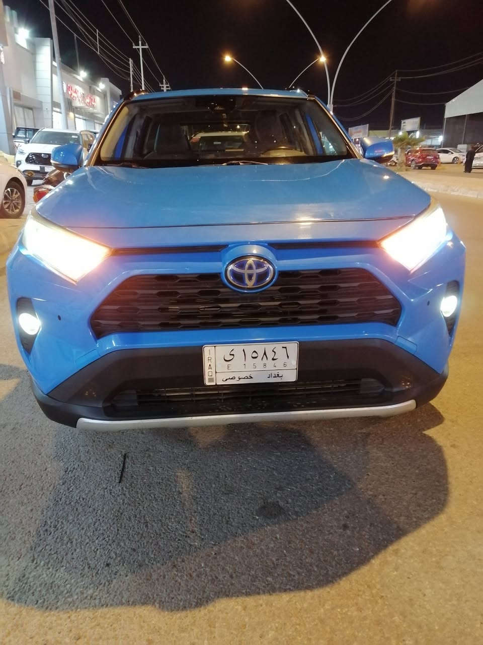 راف فور للبيع موديل ٢٠٢١ اللون ازرق فئة xle فتحه بصمه حساسات أمامي خلفي شاشه جبيره جنطه كهرباء كشنات كهرباء تشغيل عن بعد داخل جلد رادارات كشنات تدفئه تبريد رقم بغداد الجديد فول مواصفات جاهزه السياره من كلشي السعر ٢٠$ الاستفسار التواصل ع الرقم *********** واتساب أو اتصال
