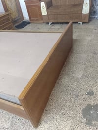 غرفه كامله للبيع مابيها شي فقط ضرر بسيط بالكنتور كما موضح بالصورة واتس...