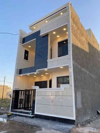 دار للبيع في مجمع الحليم ضمن مجمعات البوعيثة، مساحتها 100 متر مربع، طا...