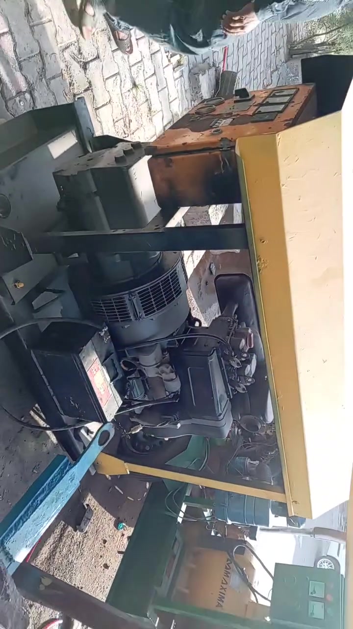 مولد كويز ايطالي للبيع العنوان بغداد الكماليه ***********
