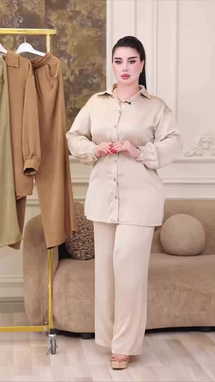 سوت نسائي خامه جاكار حرير درجه اولى 
القياسات XL 2XL 3XL 
القياس المعروض قياس XL


**إذا كنت صاحب هذا الإعلان وتريد حذفه لأي سبب، رجاءا أرسل رسالة إلى الدعم الفني**