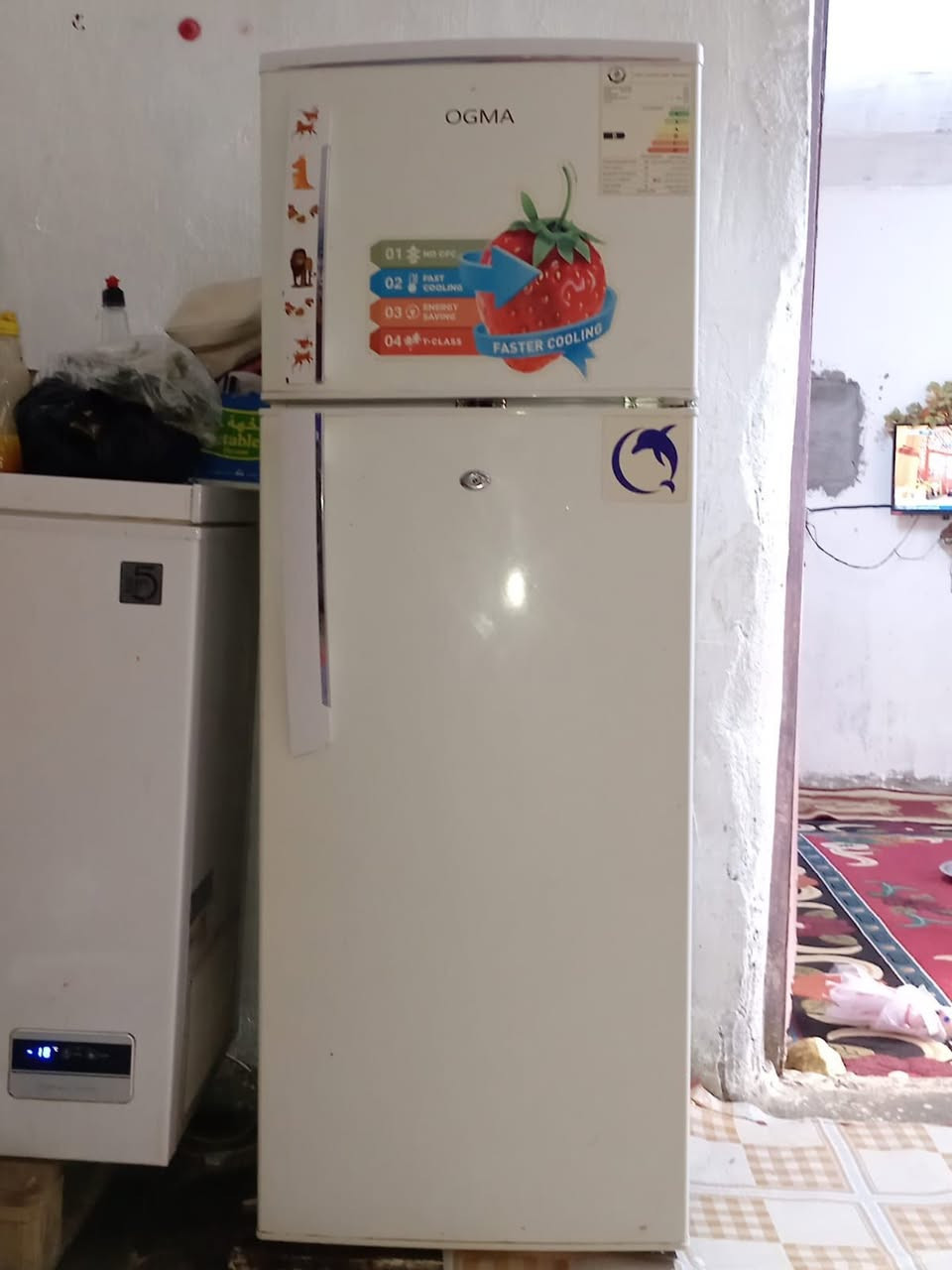 ثلاجه جديده نضافه٪٩٠شراي ***********
