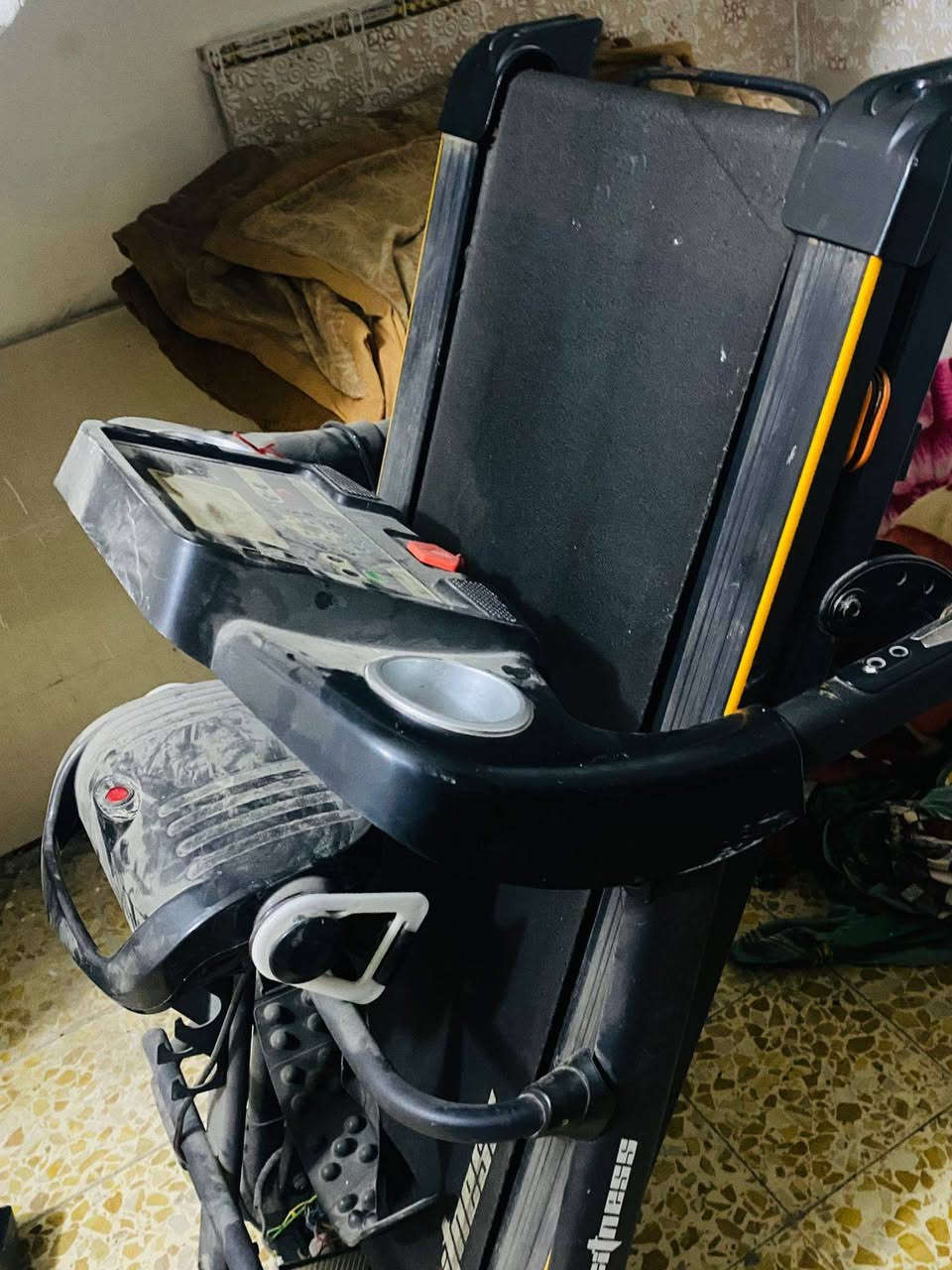 جهاز رياضه ركض جديد شغال كلشي مابي يرادله بس دهن الخاص بي لان صار اهواي ما مشغلينه وبي شغلات مفيده للضهر وبي قياس نبض القلب سعر 250 وبي مجال مكاني بصره
هذا رقم الولد انه مكلف بلنشر ***********
جهاز رياضه ركض جديد شغال كلشي مابي يرادله بس دهن الخاص بي لان صار اهواي ما مشغلينه وبي شغلات مفيده للضهر وبي قياس نبض القلب سعر 250 وبي مجال مكاني بصره
