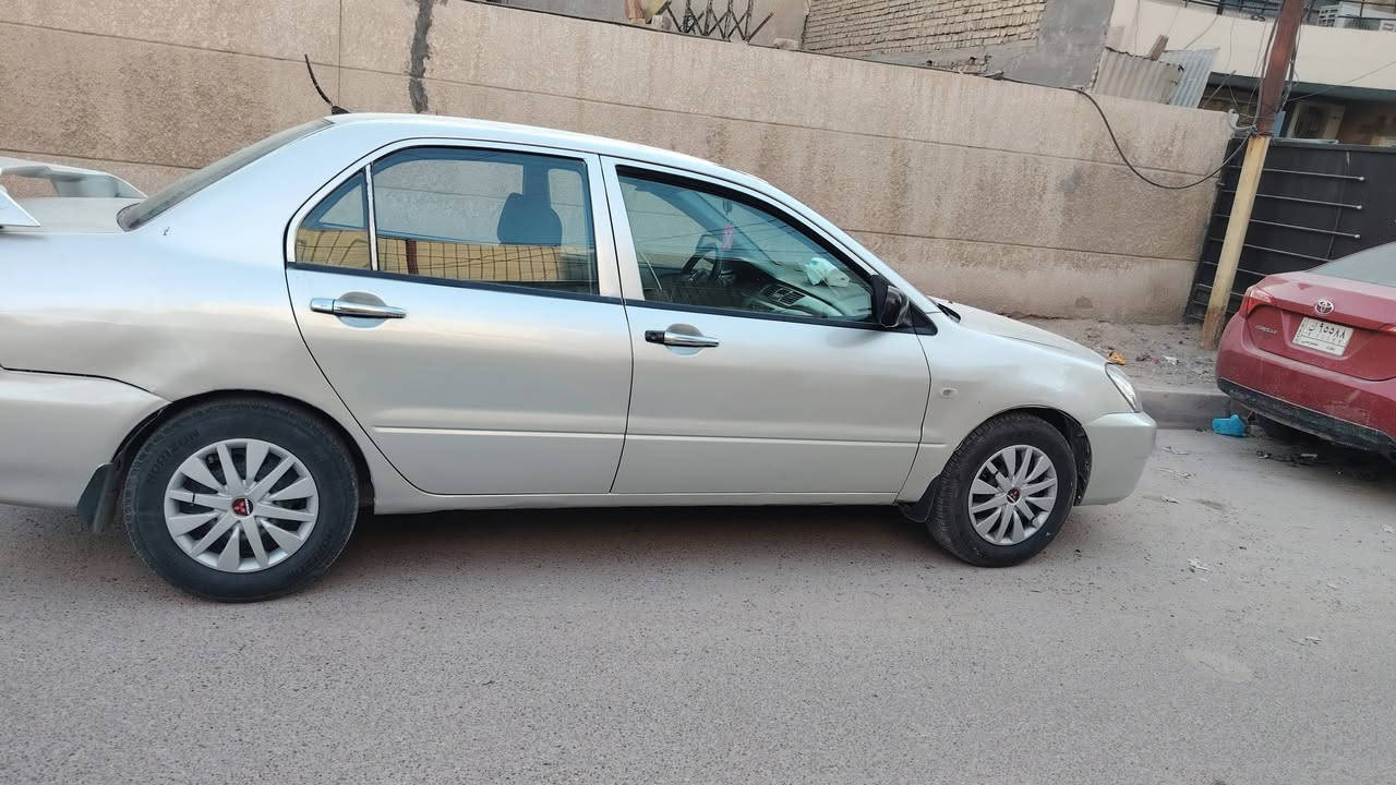 السلام عليكم للبيع لانسر ٢٠٠٧ كير مكينه مكفول تبريد منضومه جديده مصبوغه عام جماليه سياره جاهزه السعر ٦٧ وبيها مجال مكاني بغداد الغزاليه للاستفسار ***********
