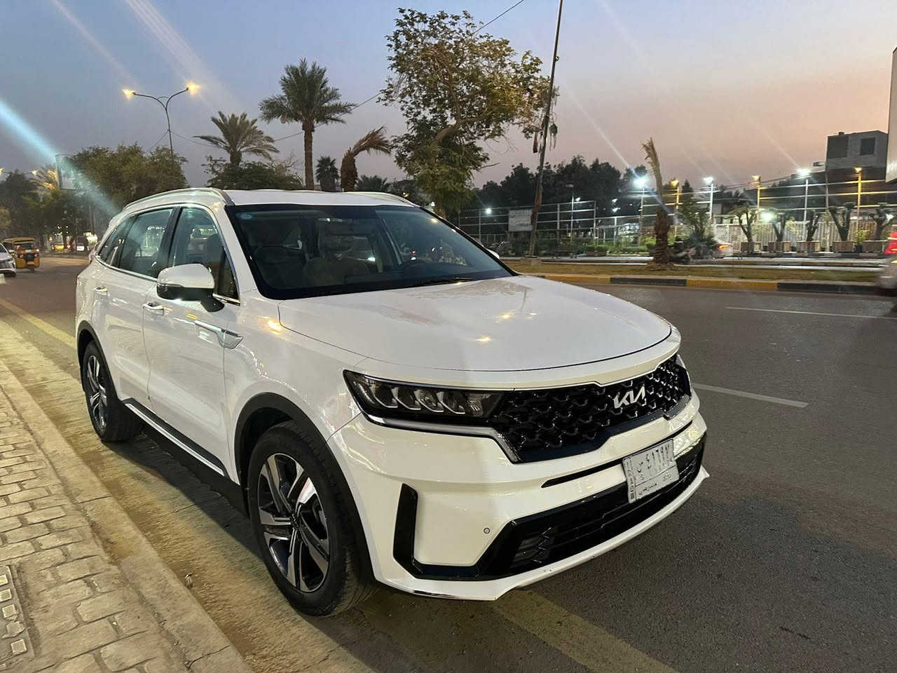 سورنتو موديل 2023
خليجي 
ماشية 51 كم 
4 سلندر حجم 2500 mpi 
7 راكب 3 قطع تبريد 
بعدها بالضمان شركة suv 
حساسات امامية خلفية 
كامرة بصمة تشغيل عن بعد جام اوتو عند بعد 
قمارة حديد 
سايد بريك رجل 
كشن السائق والخلفي كهرباء 
الكشنات شامواه 
رقم بغداد 
مكانها بغداد 
بيها طخات موضحة بالصور 
بدون صبغ او تعديل 
السعر 257$ 
رقمي ***********
