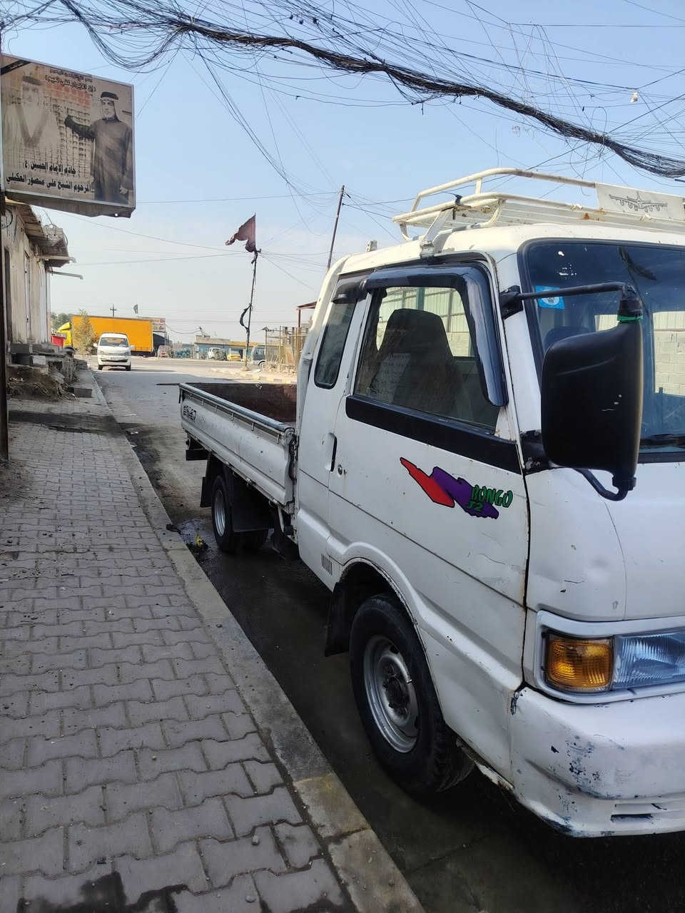 سلام عليكم للبيع كيه بنكو مديل 95 مكفوله كفاله عامه سنويه 29 هزه صاله سبوع من هزيته سياره كل نقص مابيه السعر 55 وبيه مجال قليل مكان السياره بغداد المعامل ***********
