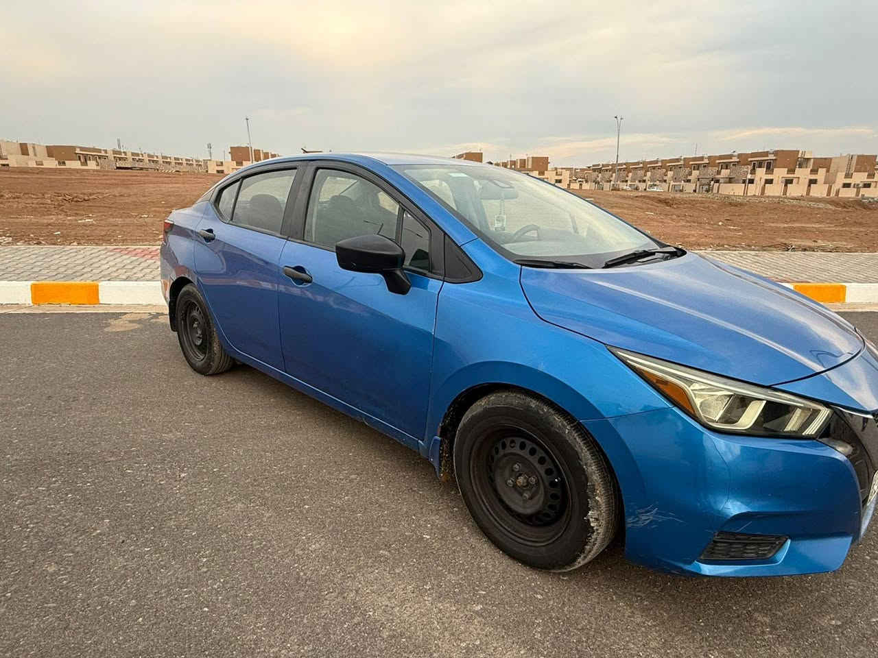 سلام عليكم
نيسان فيرسا 2021
 بيها قطعتين صبغ 
 سنويه جديده بأسمي وهزه جديده رقم اربيل
تبريد تدفئه بشرط جاهزه من كلشي كير ومحرك بشرط مكاني كركوك السعر 113$ وبيها مجال /للاتصال ***********
