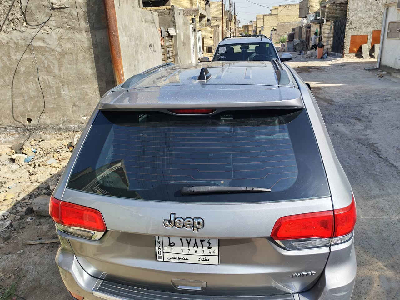سلام عليكم جيب لاريدو موديل 2018وارد امريكي حادث 3قطع وبيه بابين مباوك فول مواصفات رادار امامي كامرات 360 بنراما حساسات خلفي امامي كراسي تدفئه تبريد+كراسي خلفي تدفئه مكينه 3600/6 مكينه والكير كفاله ماشيه 105كيلو مكانه بغداد الدوره ابو دشير السعر 170مستعجل ع بيع ***********
