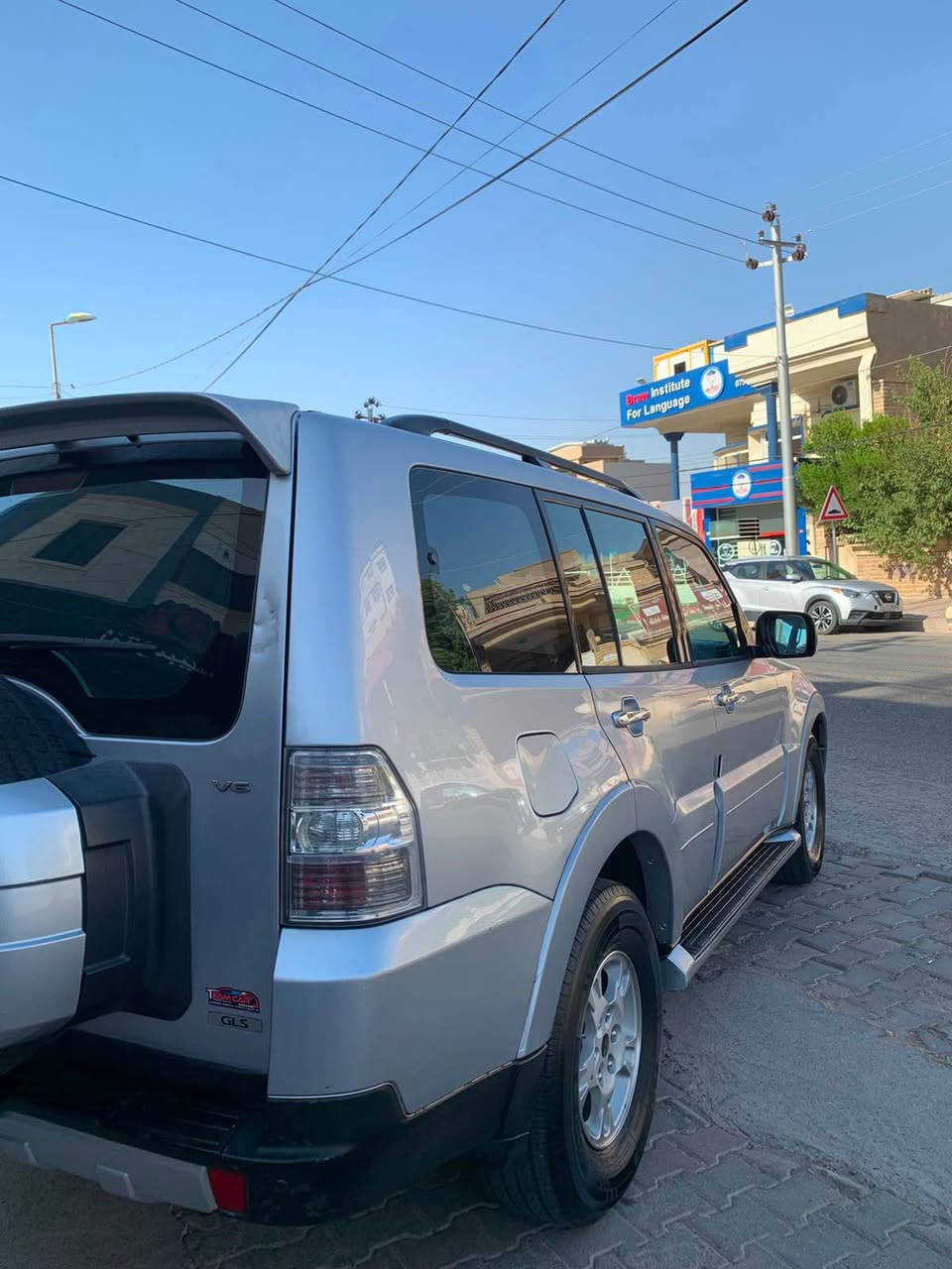 ▪️Pajero 2008 ▪️
▪️کلین بێ سبوغ ، بێ پارچە گۆڕاو  
▪️سێ جێگای   بچووک  تەعدیل 

▪️بێ ژورێ بێ ئێڕباگ 

▪️رەقەم هەولێر سەنەوی هەتا ٢٠٣٠ نوێیە 

▪️مەکینەی V6 ی ٣.٠ کەپس

▪️مواسفات تەبرید مرکزی گێڕ تۆماتیک 

▪️نرخی ١٠٩ وەرەقە▪️

☎️ *********** أربيل, العراق
