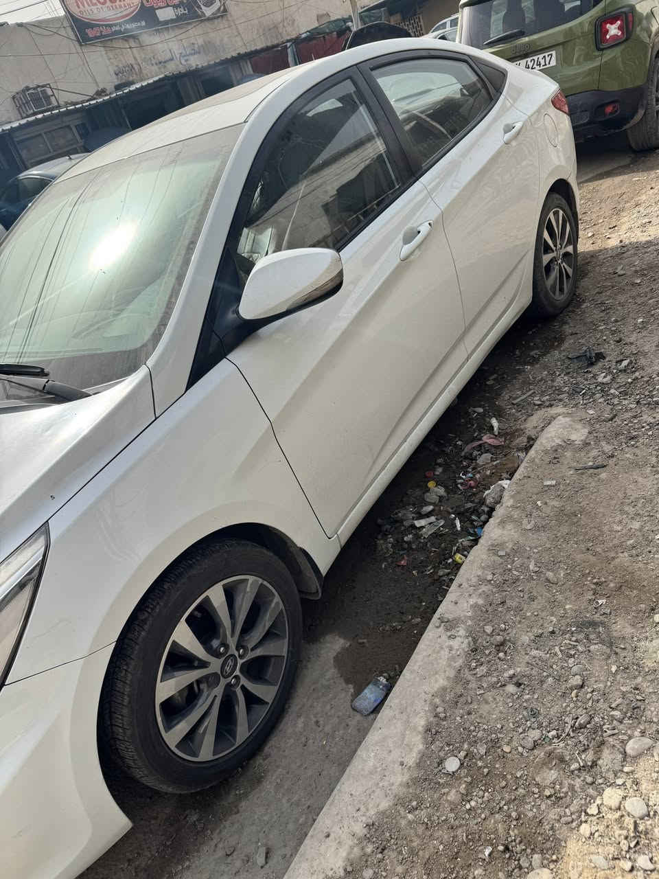 السلام عليكم للبيع اكسنت موديل2016 خليجي بدون حادث فقط شبر بارد بلباب مواصفات السياره شاشه سلايد كامره تحكم ستيرن السياره ماشيه (85)حقيقي السعر 125 الاتصال على الرقم ***********
