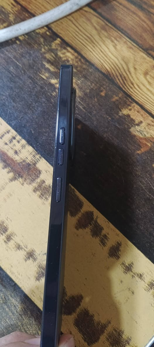 هاتف تكنو كامون 30 برو 5g الغني عن التعريف
هاتف العاب بوبجي 90fps واغلب العاب 120
موبايل مستعمل اقل من سنه فقط
اخو الجديد كل الملحقات معاه(شاحنه-كارتون الموبايل-السلك) 
معالجه دايمنستي 8200 التمت
كامره تخبل 100mpصور كلش مرتبه
ما مفتوح ابد وكله وكاله وجديد
شاشه 144 هيرتز سلسه جدا
السعر 200 وبيه مجال شويه. 
وحياكم الله🤍.


**إذا كنت صاحب هذا الإعلان وتريد حذفه لأي سبب، رجاءا أرسل رسالة إلى الدعم الفني**